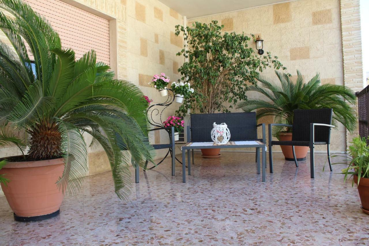 Antico Borgo Villa Monacizzo Екстериор снимка